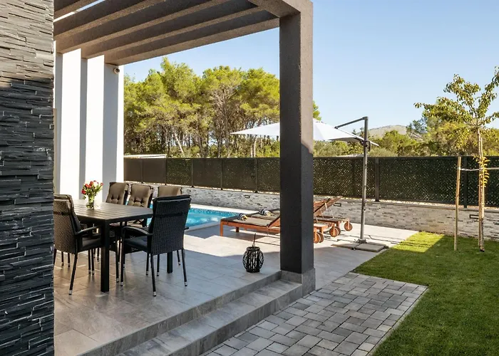 Ferienhaus Andrea By Interhome Šibenik