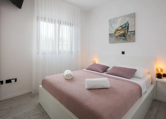 Andrea By Interhome Šibenik